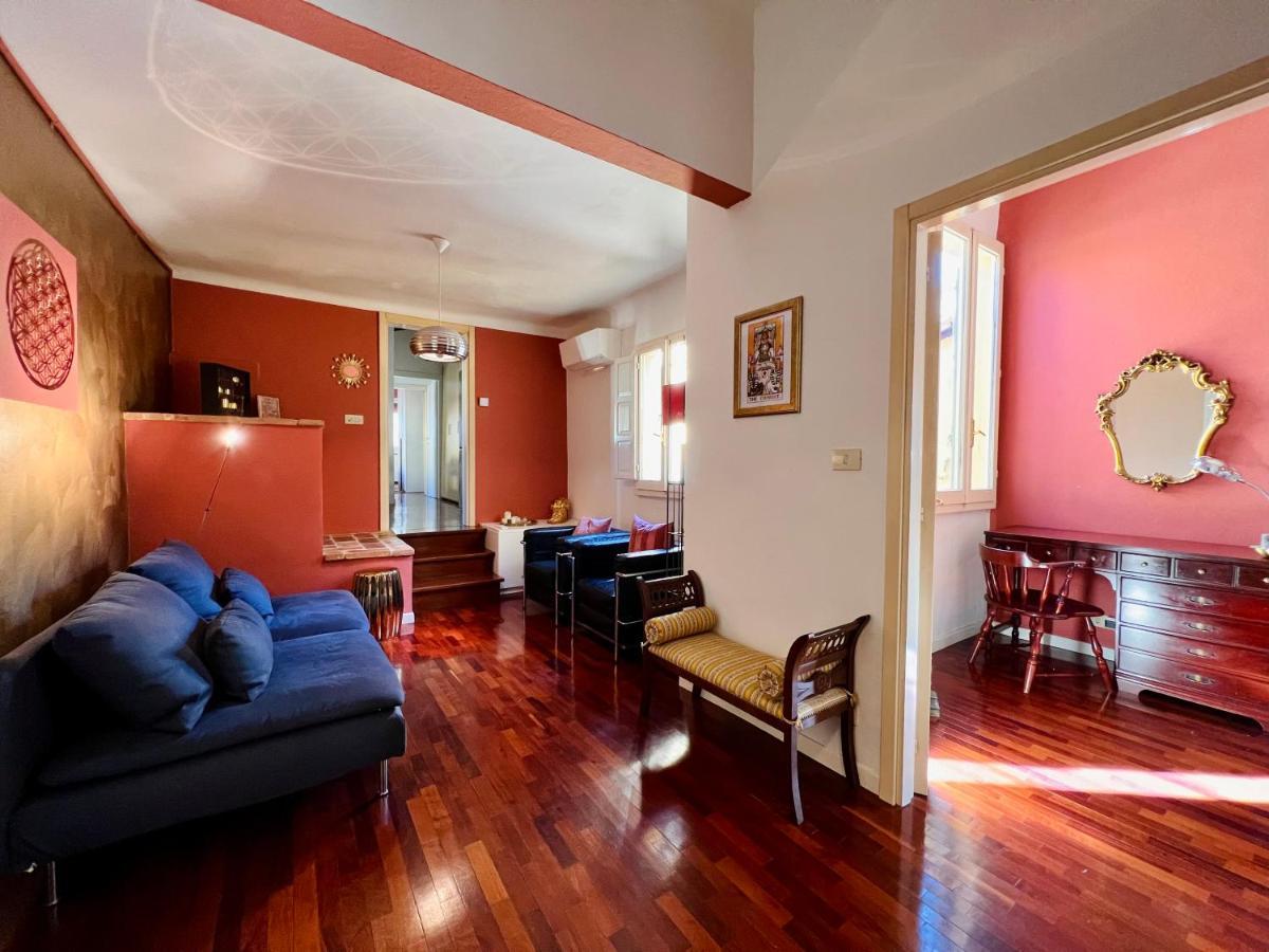 House Of Chariot - In The Heart Of Bologna Apartment Exterior photo